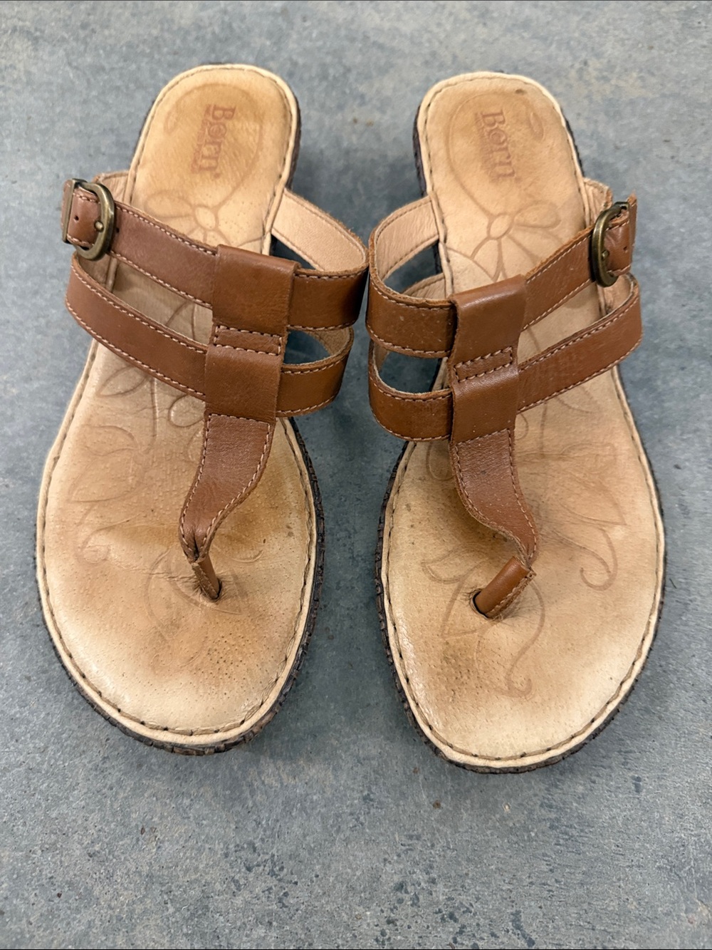 Born Brown Leather Thong Slide Sandals with Buckle